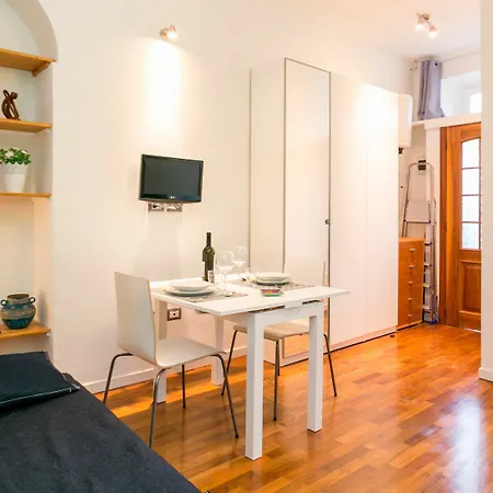Apartment Pit Stop Navigli *